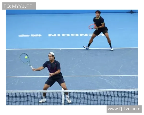 赛后分析：北京网球队与杭州网球队的默契配合与战术探讨