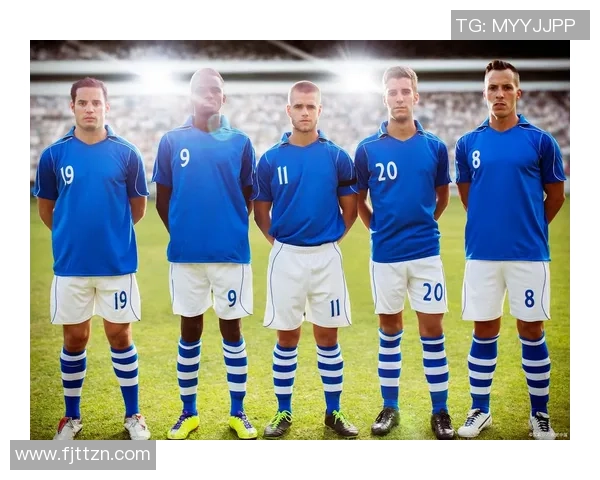 长得吓人的足球明星们如何在绿茵场上展现惊人实力与魅力